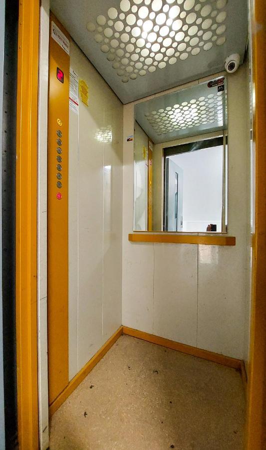 Comfy&Bright 2Bd Family-Friendly Apt Amazing View Bucharest Luaran gambar